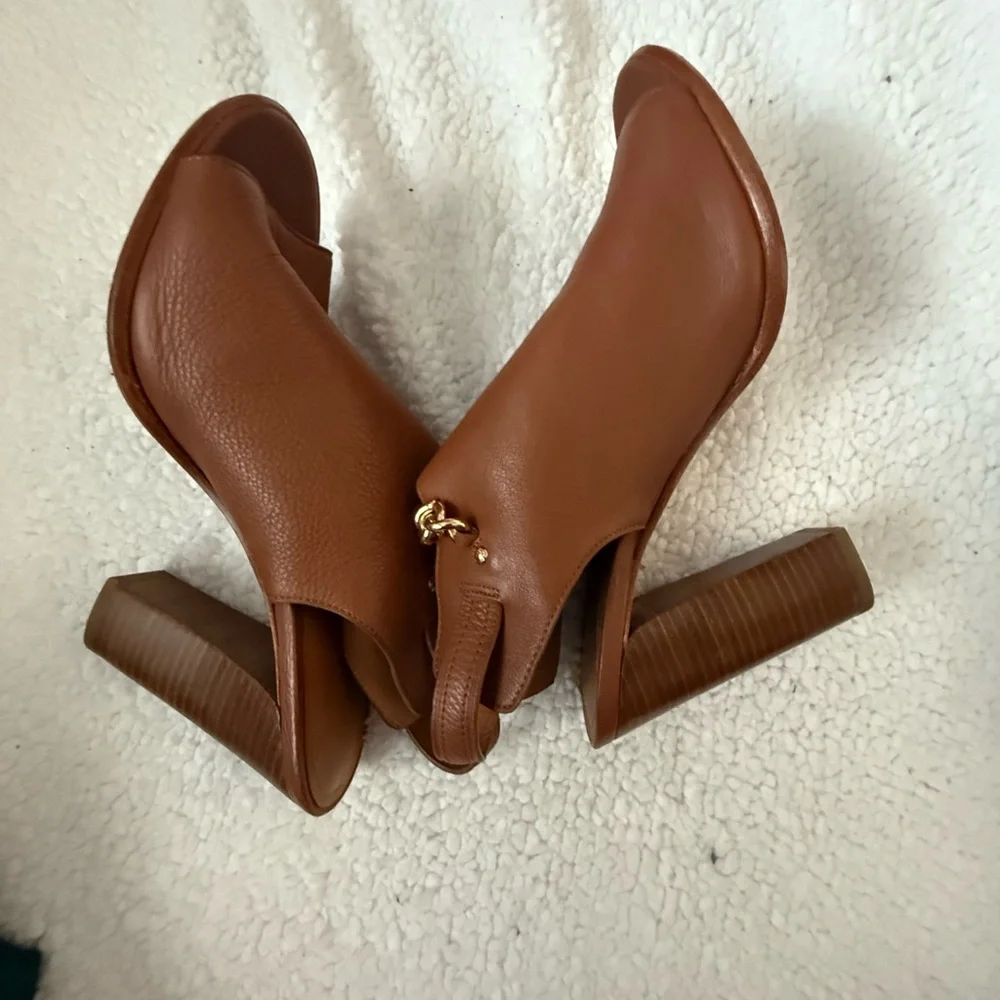Coach block cognac peep toe pump heels with chain